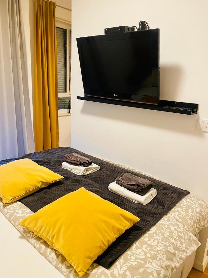 Studio Apartman Krila Wings- Parking In Garage Ζάγκρεμπ Εξωτερικό φωτογραφία