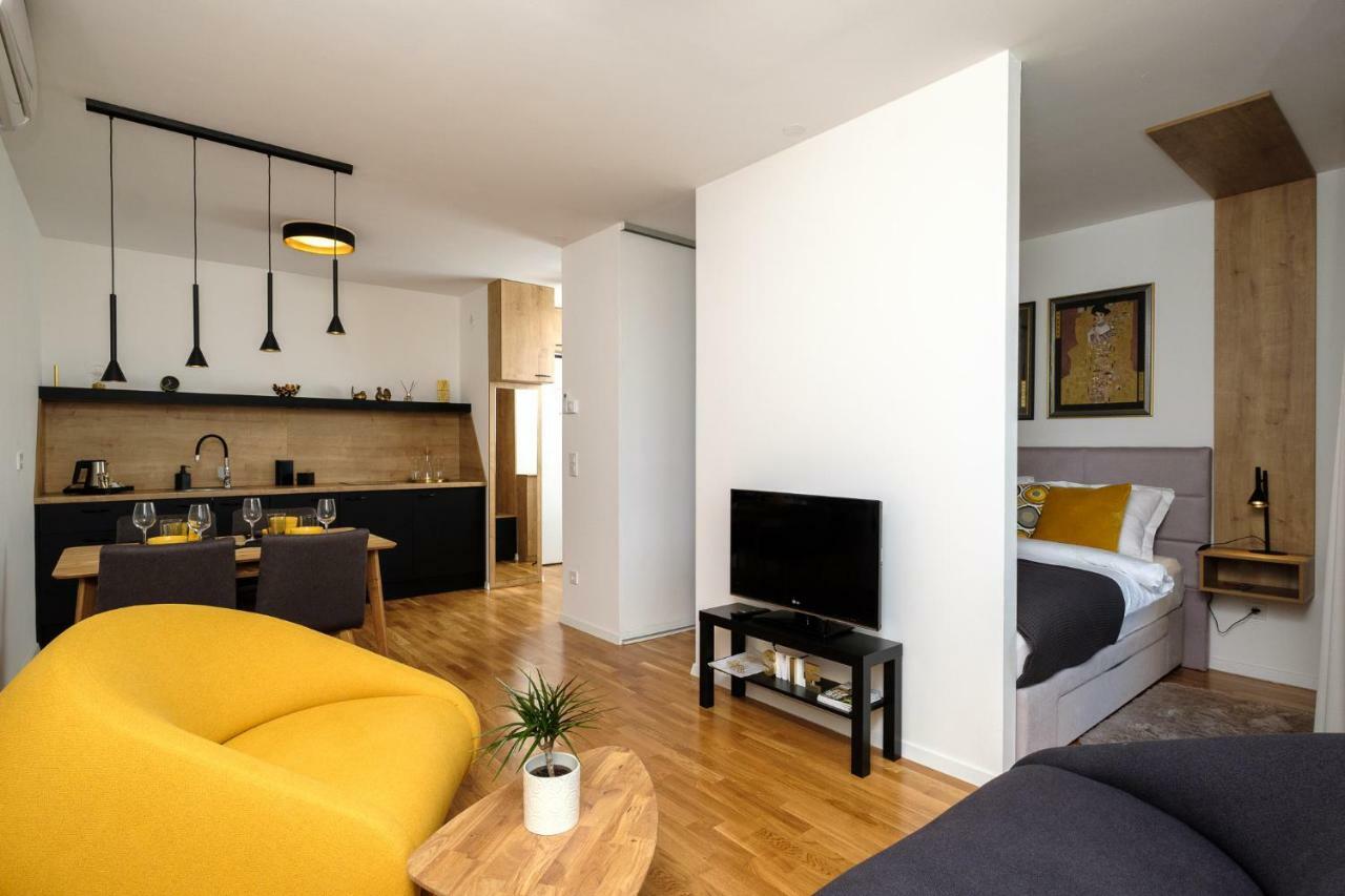 Studio Apartman Krila Wings- Parking In Garage Ζάγκρεμπ Εξωτερικό φωτογραφία