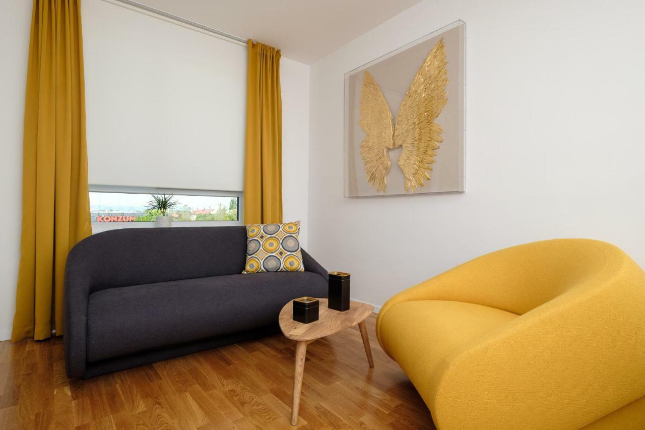 Studio Apartman Krila Wings- Parking In Garage Ζάγκρεμπ Εξωτερικό φωτογραφία